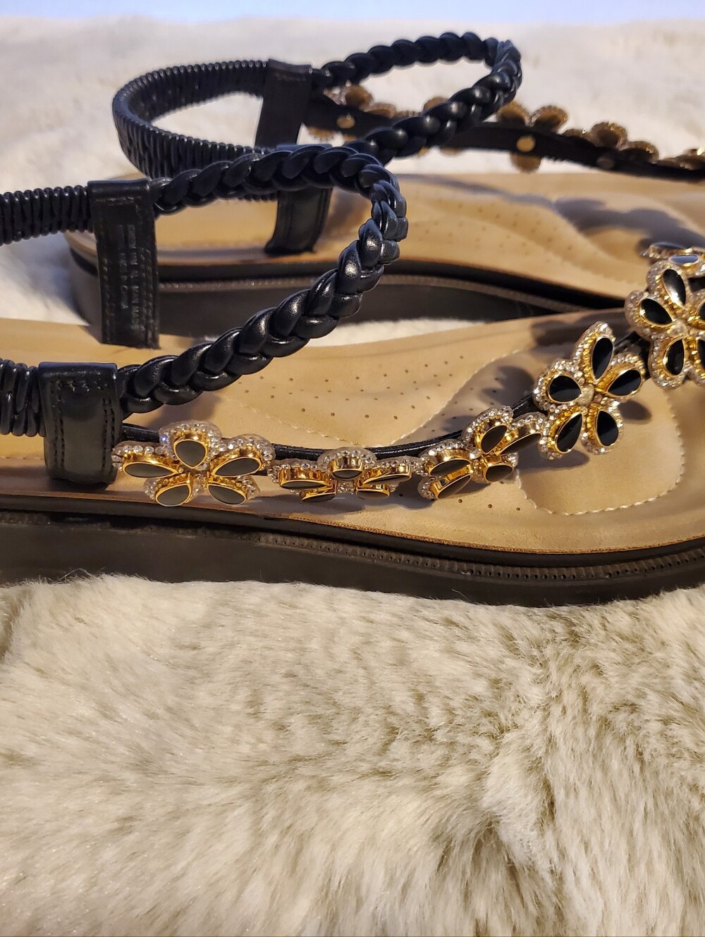 Andiamo Floral Jeweled T-Strap Sandals Size 11m - Picture 6 of 7